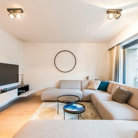 Ruim En Modern Appartement Te Knokke Nabij De Dijk Exterior foto