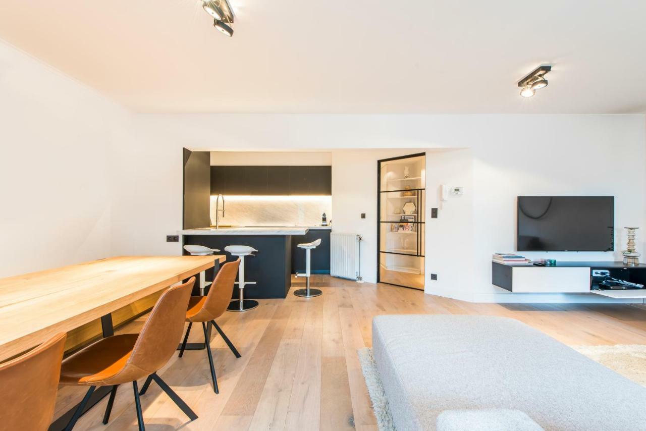 Ruim En Modern Appartement Te Knokke Nabij De Dijk Exterior foto