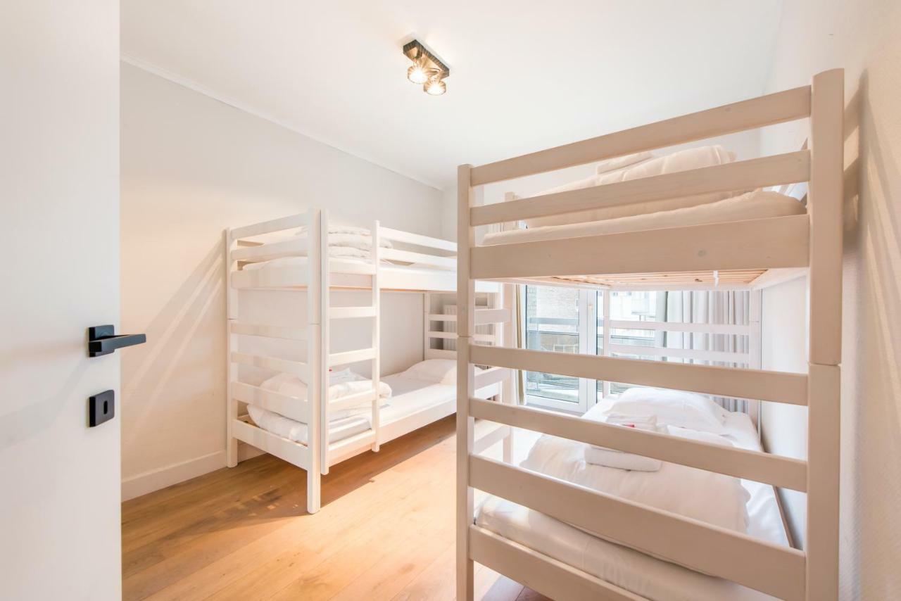 Ruim En Modern Appartement Te Knokke Nabij De Dijk Exterior foto